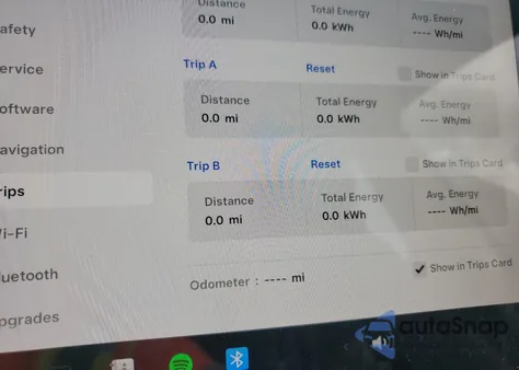 2023 Tesla Model Y из США, поврежденный, VIN 7SAYGDEF8PF611802